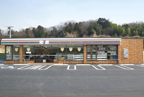 セブンイレブン 津市河芸町三行北店